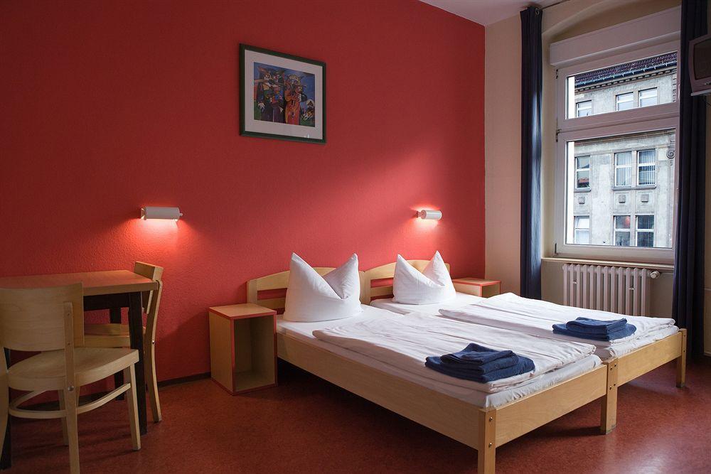 Acama Hotel & Hostel Schoeneberg Берлин Екстериор снимка