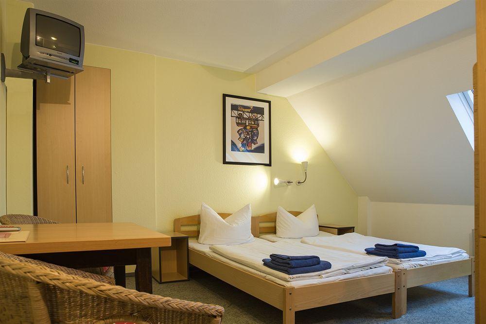Acama Hotel & Hostel Schoeneberg Берлин Екстериор снимка