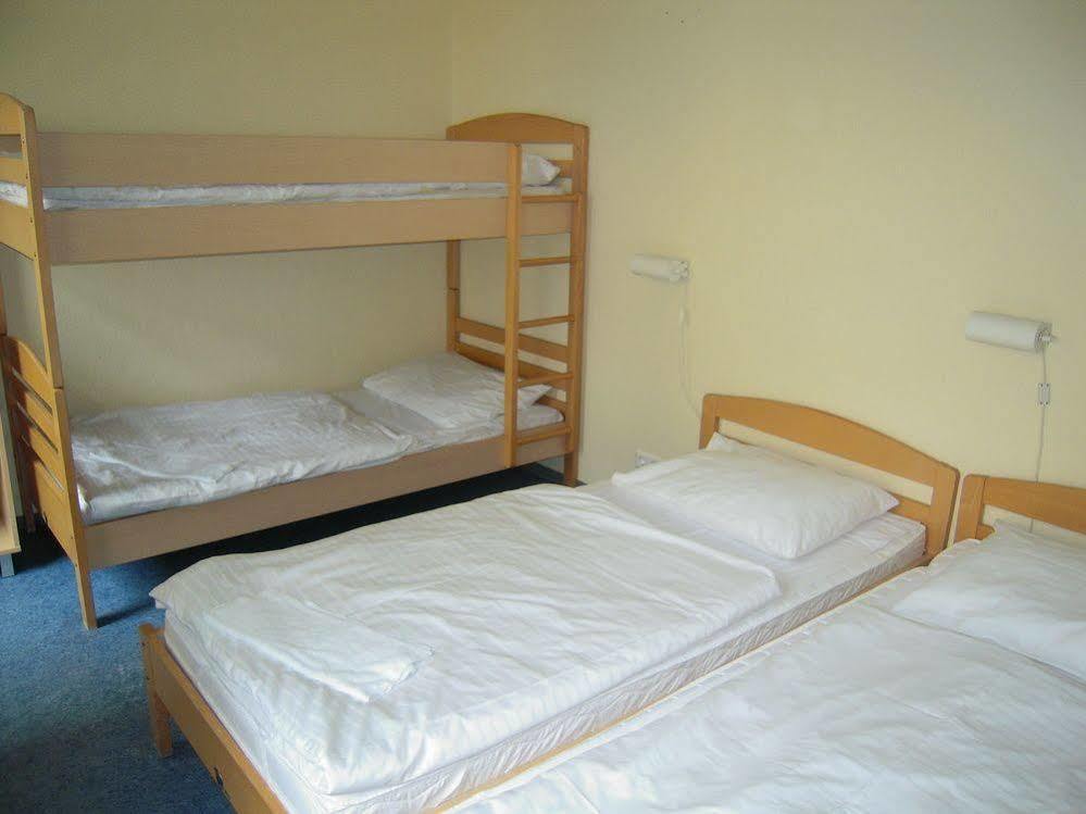 Acama Hotel & Hostel Schoeneberg Берлин Екстериор снимка